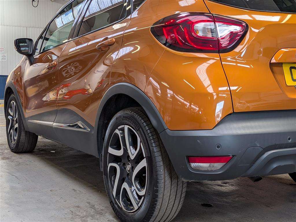 <p>2018 RENAULT CAPTUR ICONIC DCI AUTO</p>