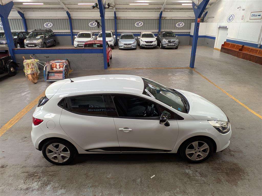 <p>2016 RENAULT CLIO DYNAMIQUE NAV 16V</p>