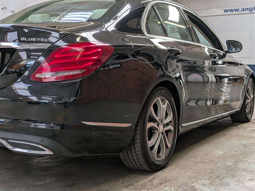 <p>2015 MERCEDES-BENZ C220 SPORT BLUETEC AUTO</p>