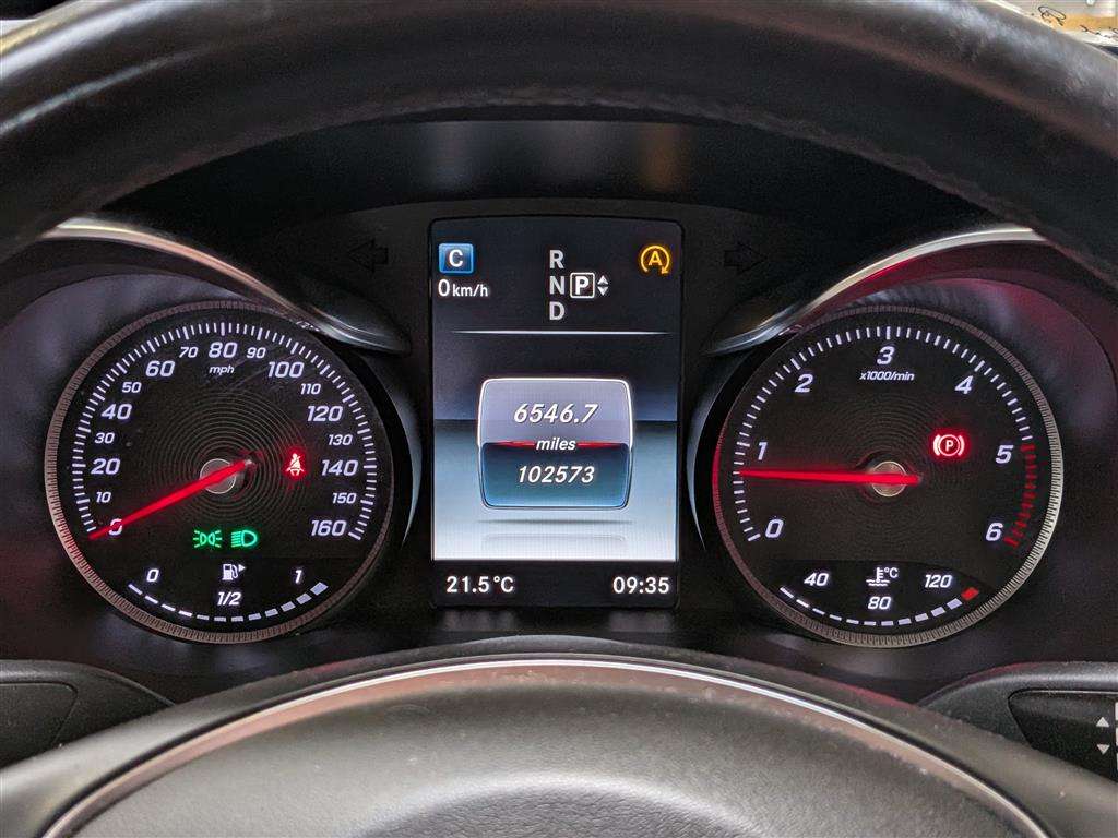 <p>2015 MERCEDES-BENZ C220 SPORT BLUETEC AUTO</p>