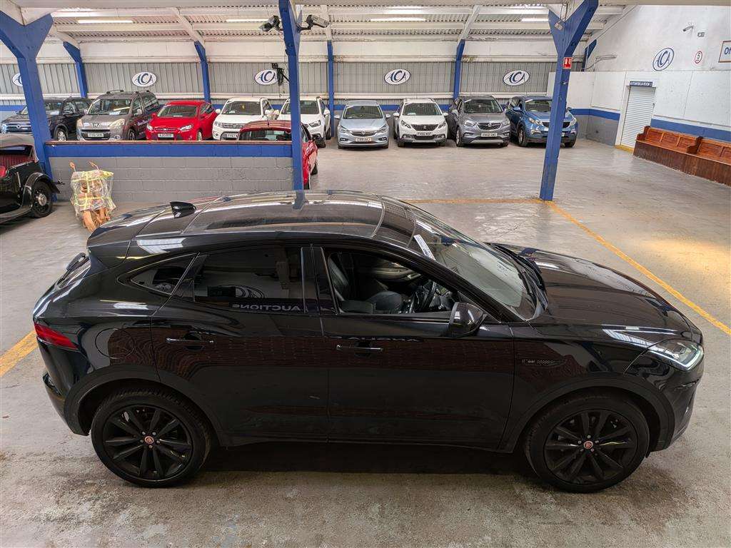 <p>2019 JAGUAR E-PACE R-DYNAMIC SE D AWD</p>
