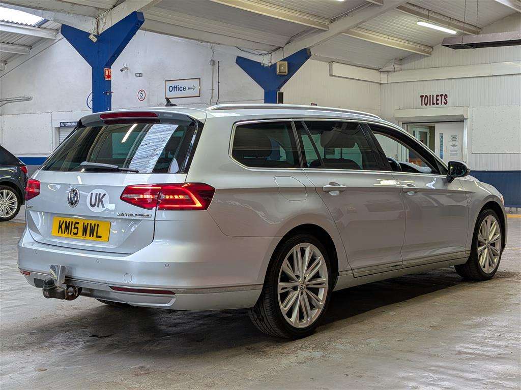 <p>2015 VOLKSWAGEN PASSAT GT TDI BLUEMOTION</p>
