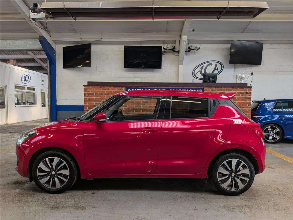 <p>2017 SUZUKI SWIFT SZ5 BOOSTERJET AUTO</p>