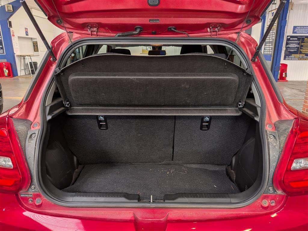 <p>2017 SUZUKI SWIFT SZ5 BOOSTERJET AUTO</p>