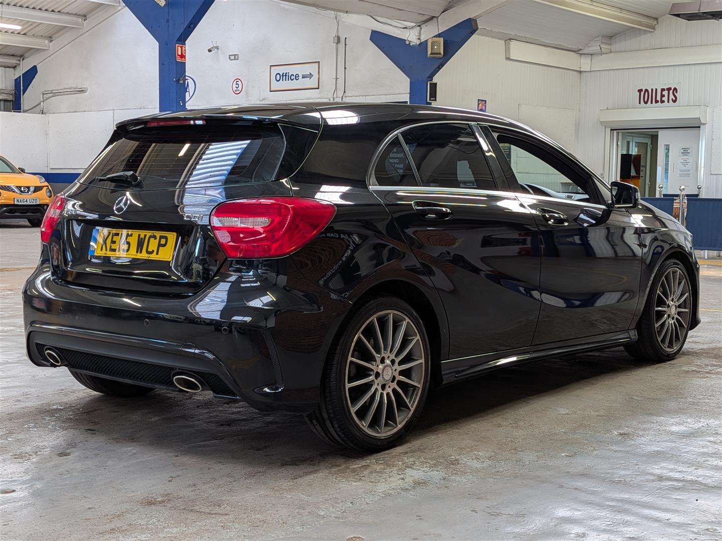 <p>2015 MERCEDES-BENZ A180 BLUE-CY AMG SPORT CD</p>