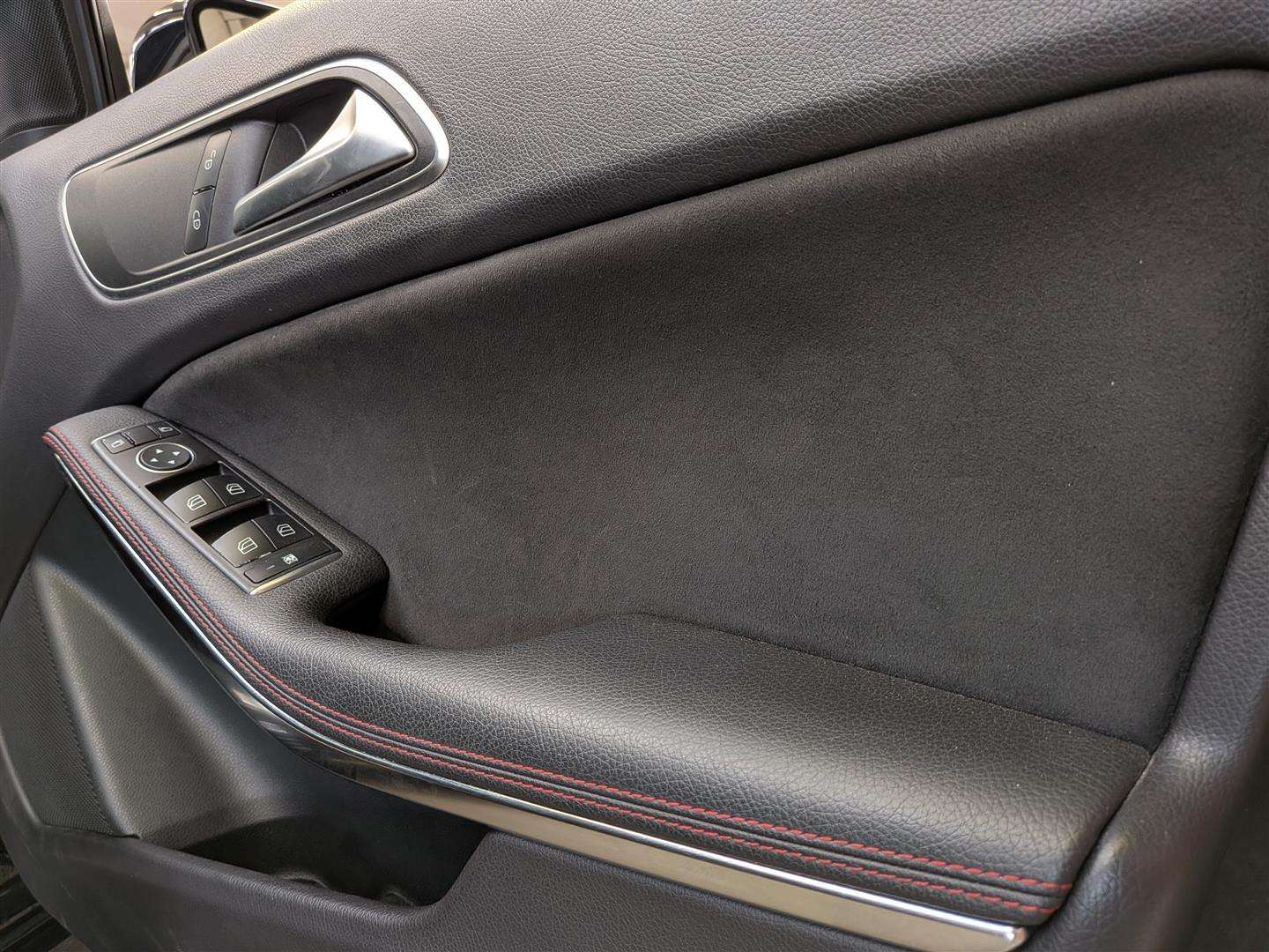 <p>2015 MERCEDES-BENZ A180 BLUE-CY AMG SPORT CD</p>