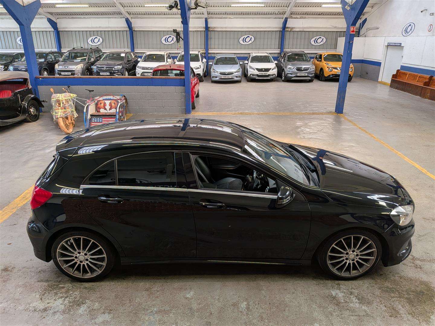 <p>2015 MERCEDES-BENZ A180 BLUE-CY AMG SPORT CD</p>