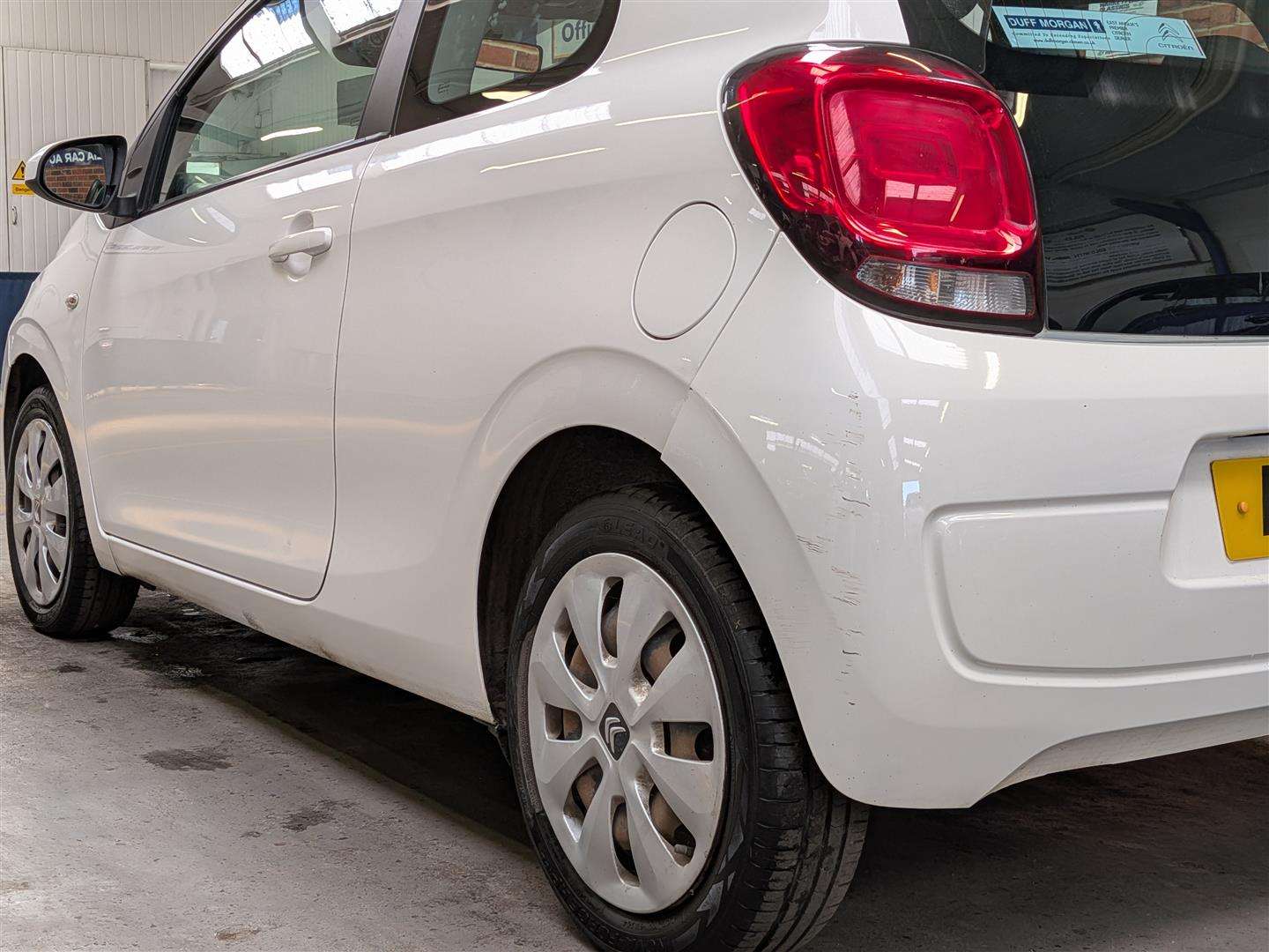 <p>2018 CITROEN C1 FEEL</p>