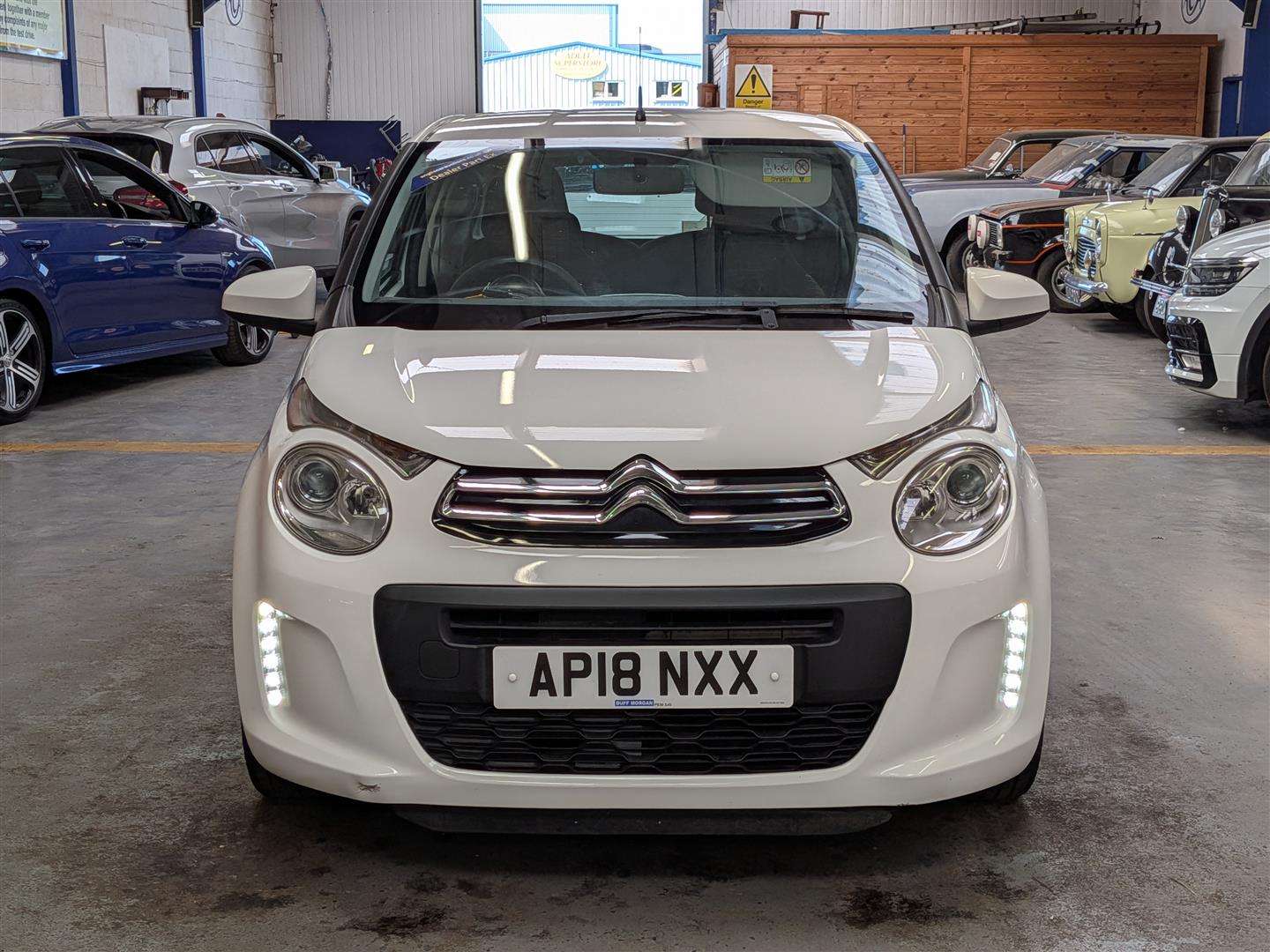 <p>2018 CITROEN C1 FEEL</p>