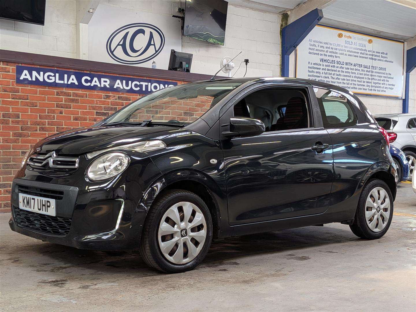 <p>2017 CITROEN C1 FEEL</p>