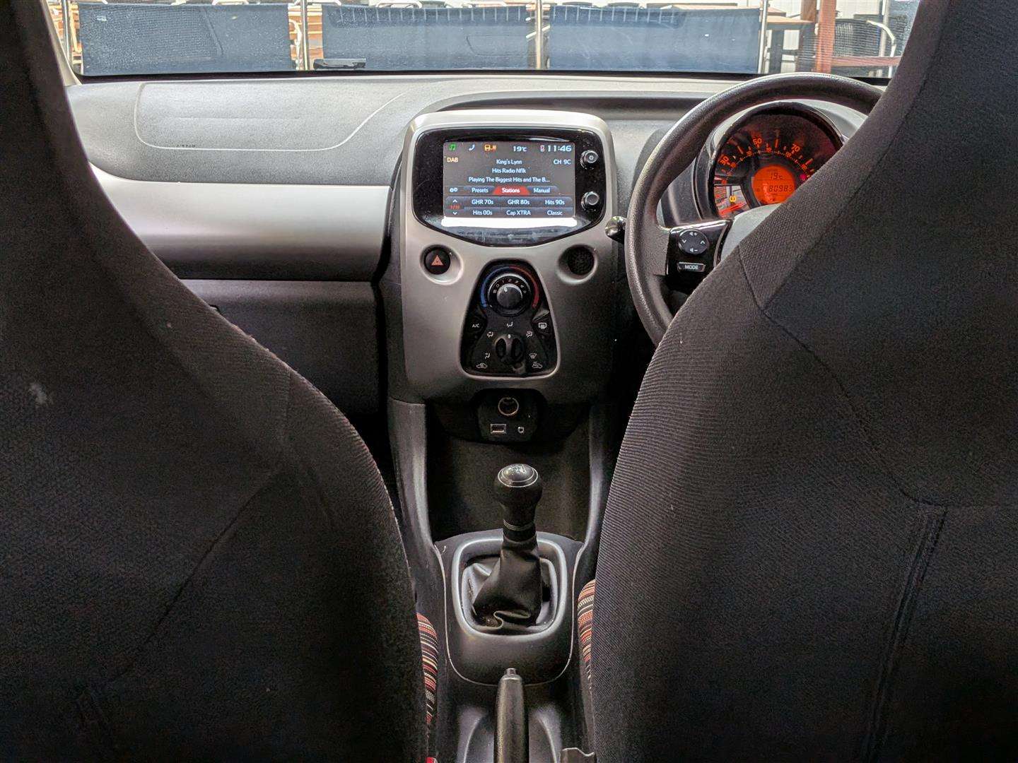 <p>2017 CITROEN C1 FEEL</p>
