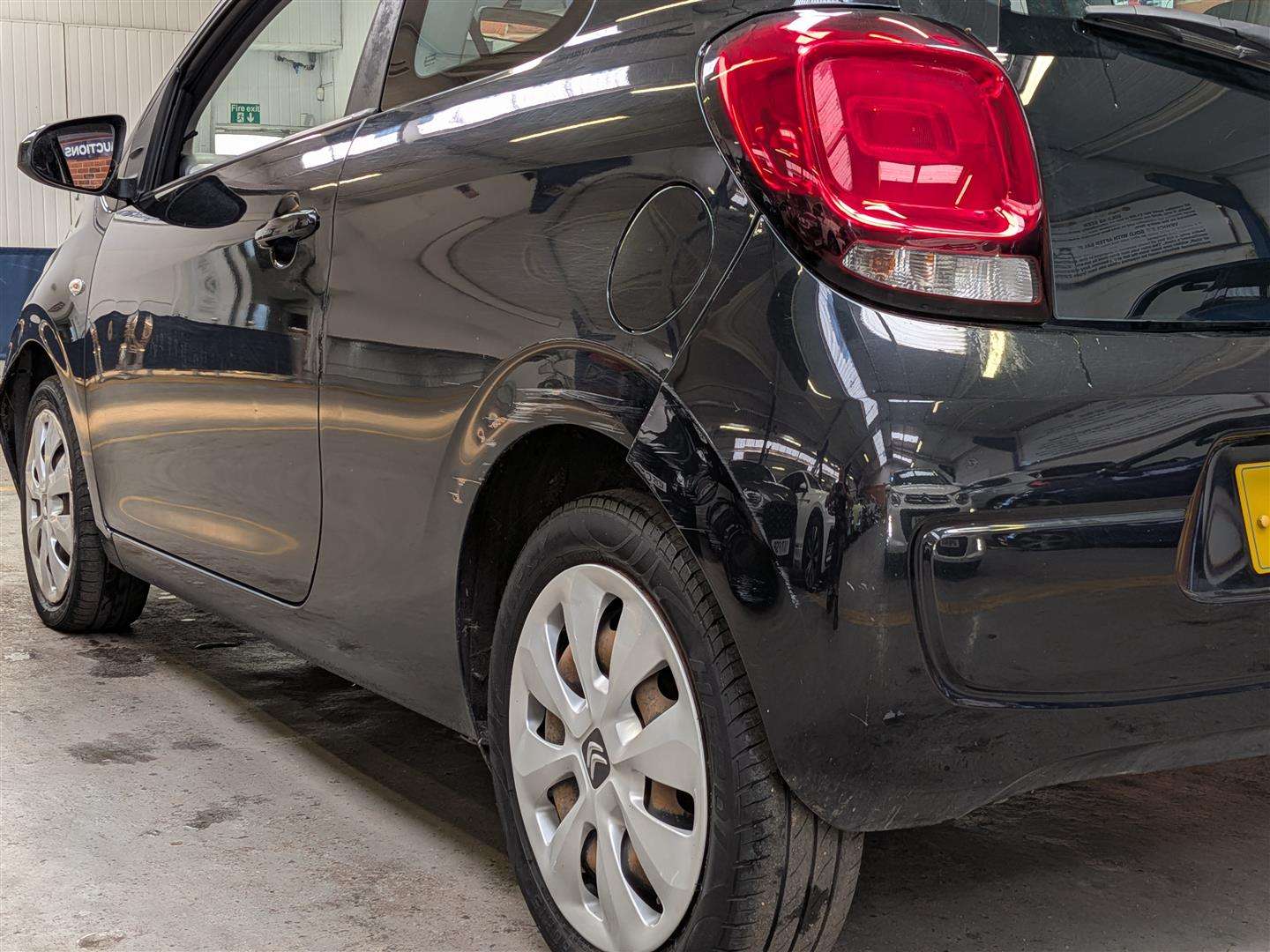 <p>2017 CITROEN C1 FEEL</p>