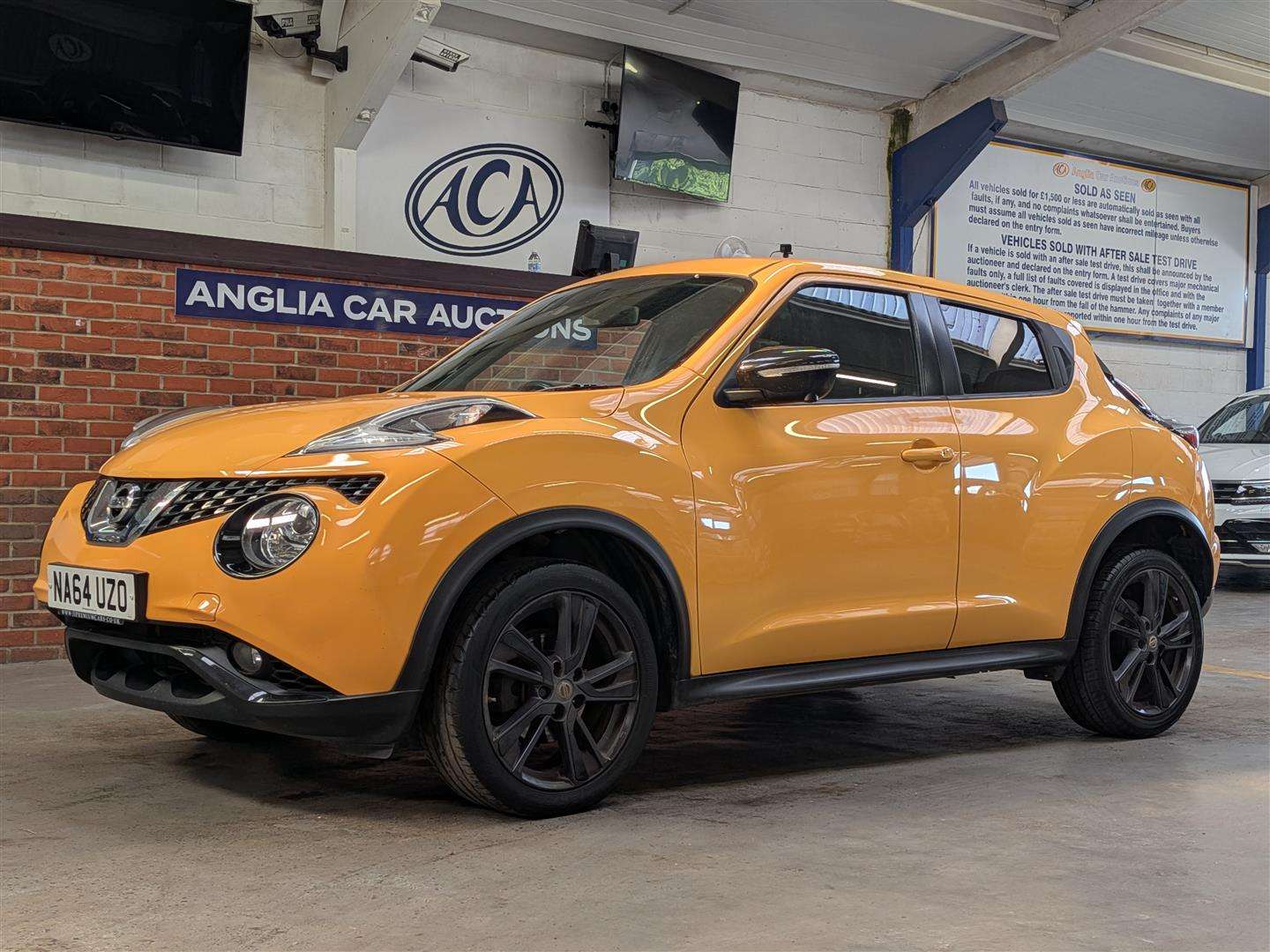 <p>2014 NISSAN JUKE TEKNA DIG-T</p>