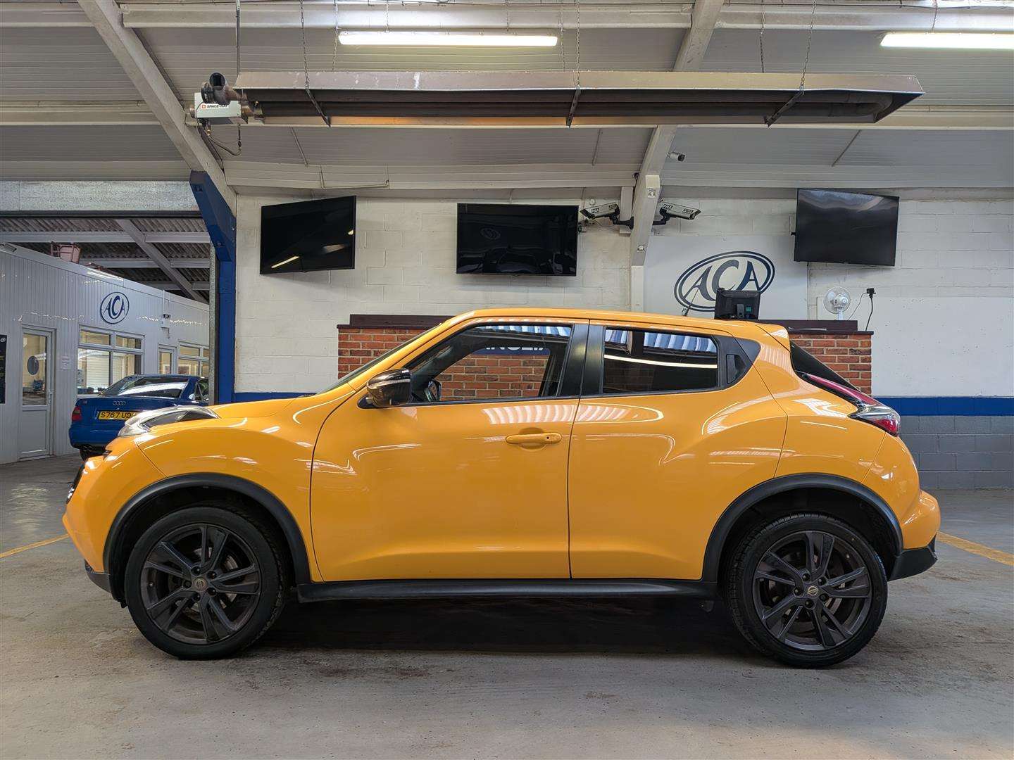 <p>2014 NISSAN JUKE TEKNA DIG-T</p>