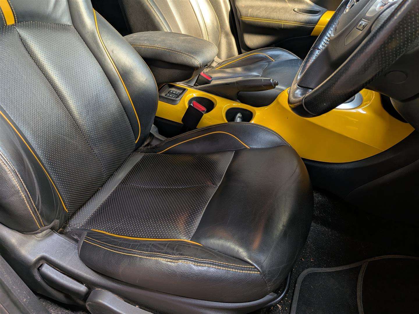 <p>2014 NISSAN JUKE TEKNA DIG-T</p>