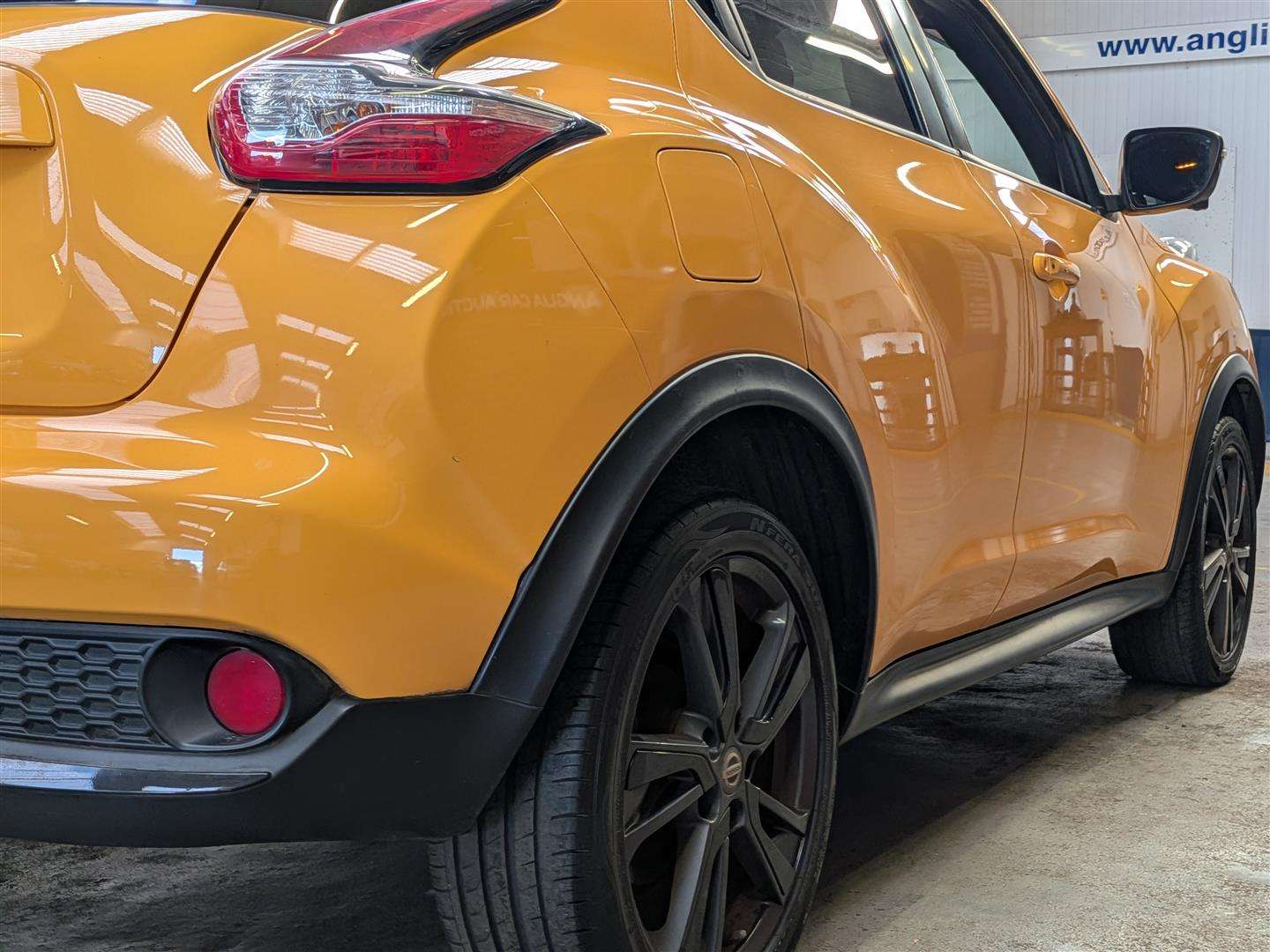 <p>2014 NISSAN JUKE TEKNA DIG-T</p>