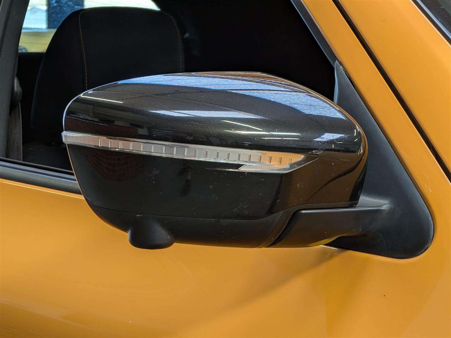 <p>2014 NISSAN JUKE TEKNA DIG-T</p>