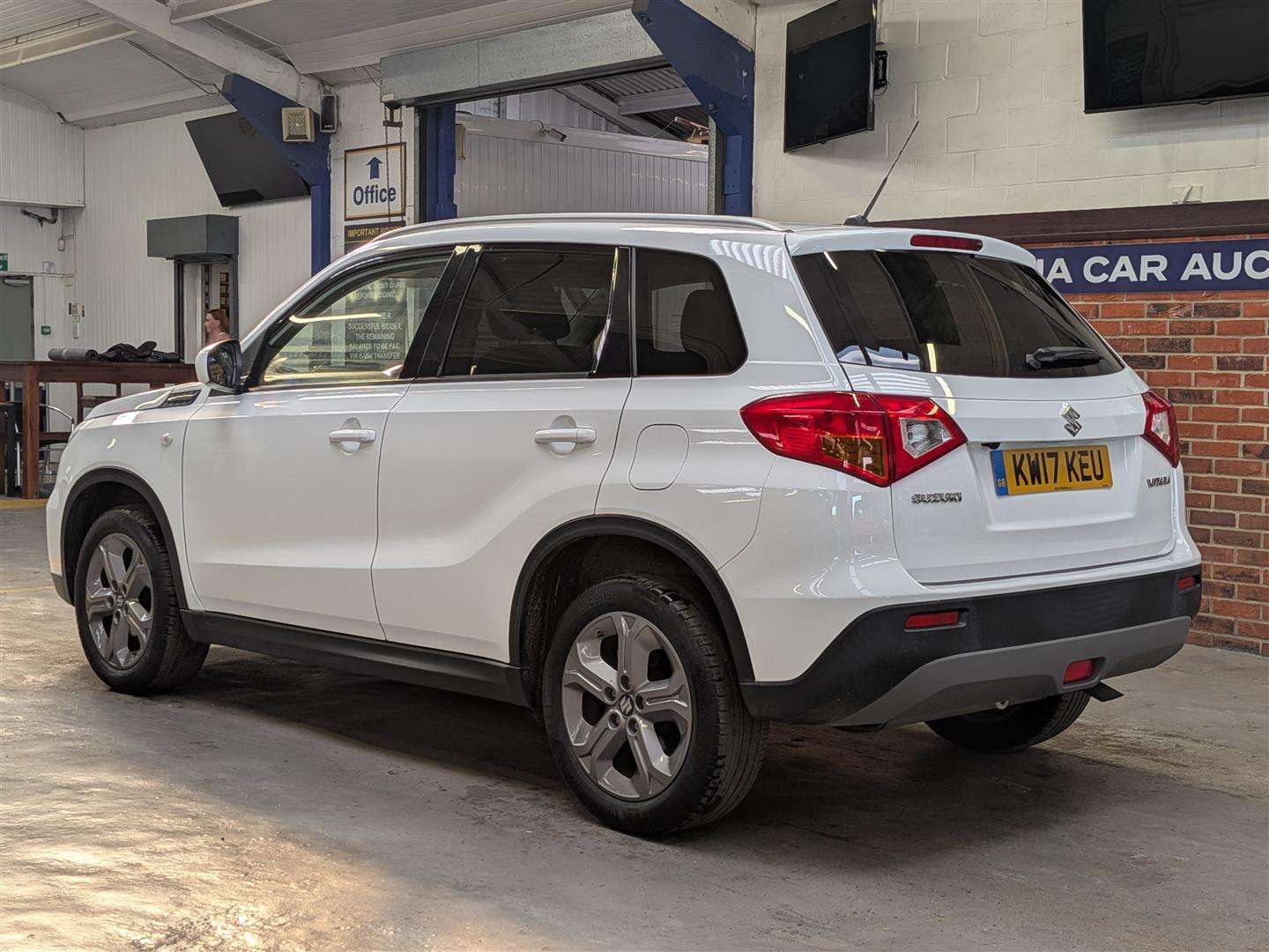 <p>2017 SUZUKI VITARA SZ-T</p>