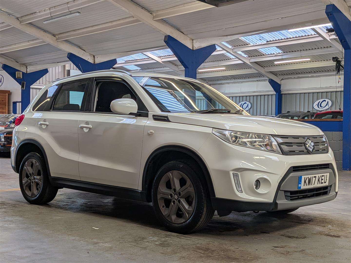<p>2017 SUZUKI VITARA SZ-T</p>
