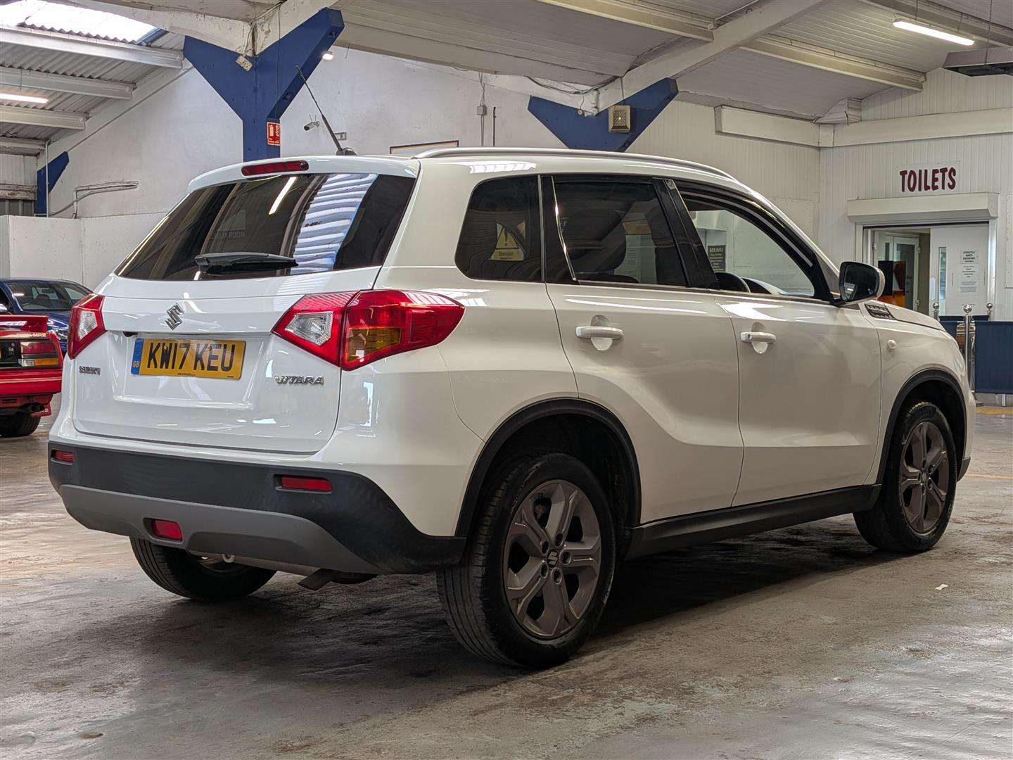 <p>2017 SUZUKI VITARA SZ-T</p>