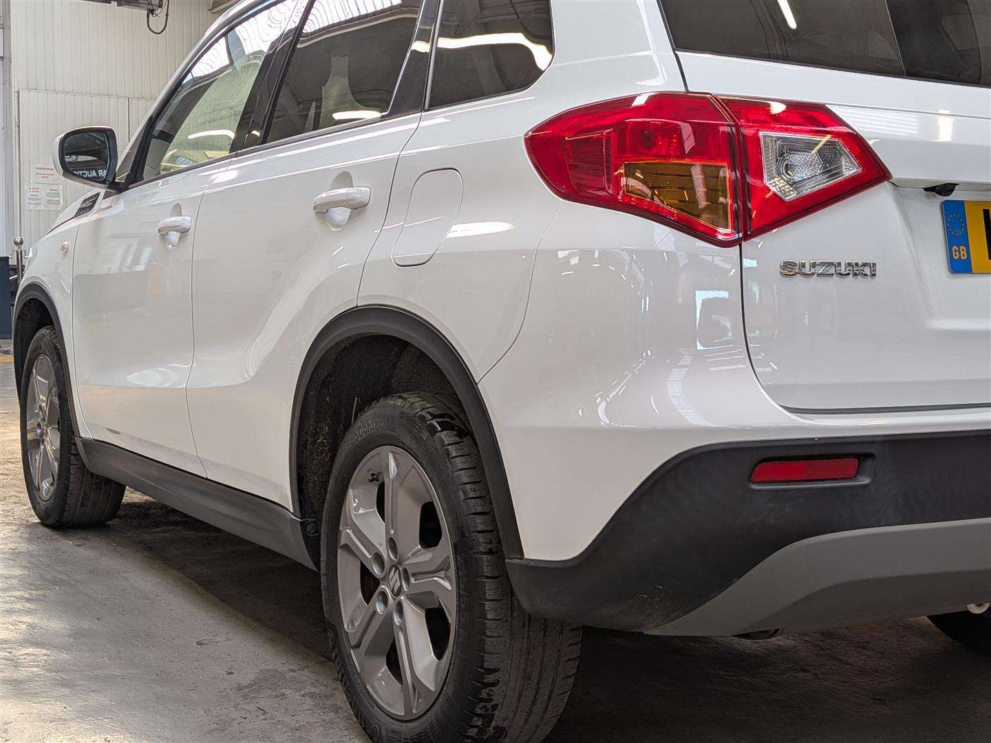 <p>2017 SUZUKI VITARA SZ-T</p>