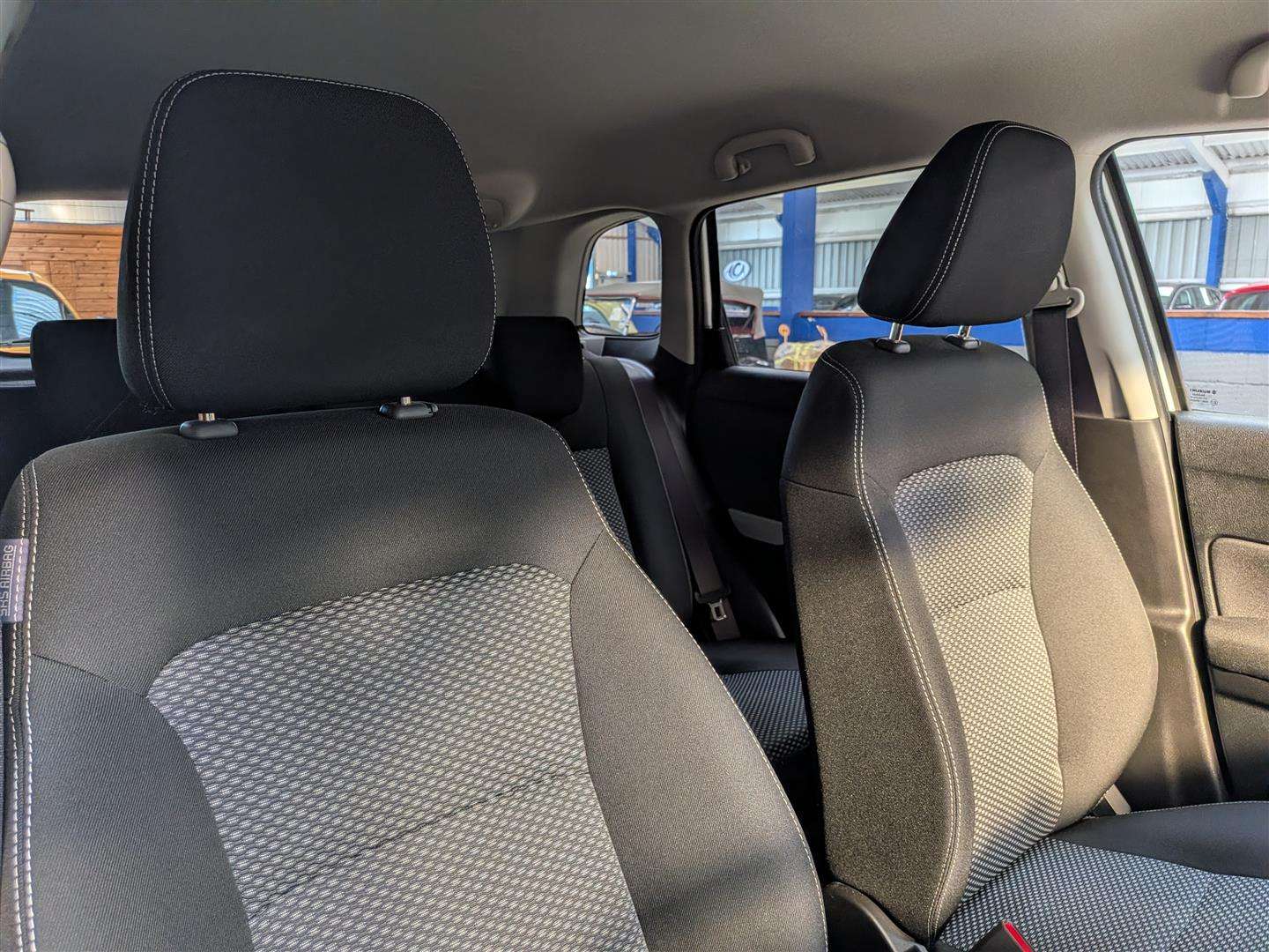 <p>2017 SUZUKI VITARA SZ-T</p>