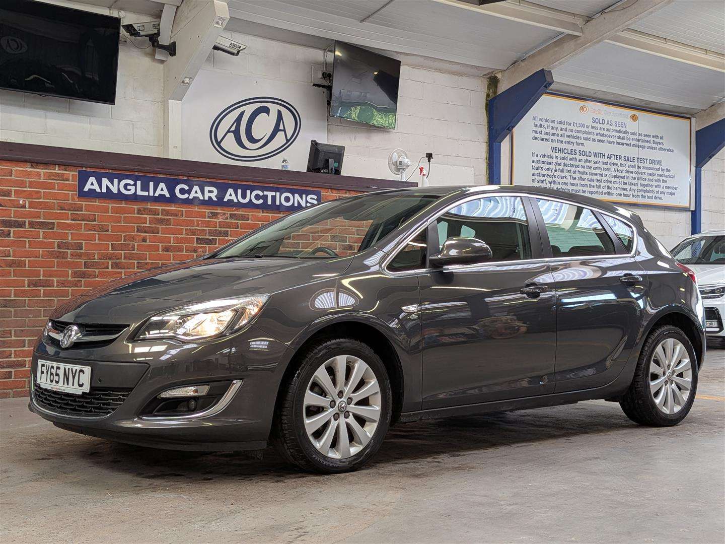 <p>2015 VAUXHALL ASTRA ELITE</p>