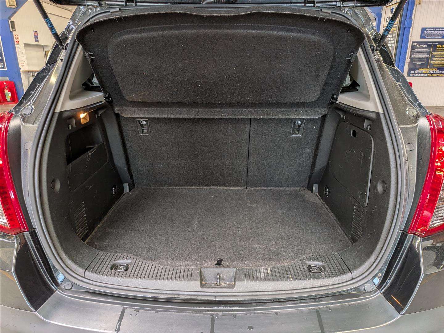 <p>2016 VAUXHALL MOKKA TECH LINE TURBO S/S</p>