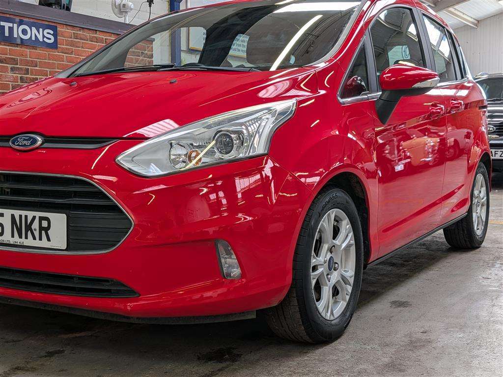 <p>2015 FORD B-MAX ZETEC TURBO</p>