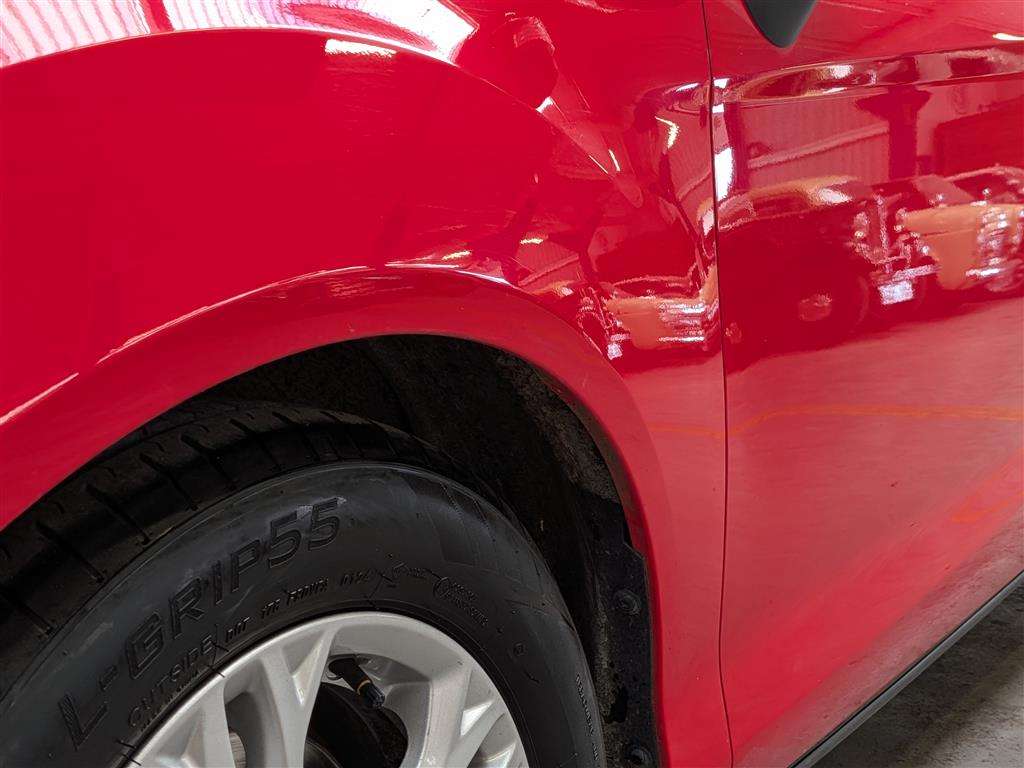 <p>2015 FORD B-MAX ZETEC TURBO</p>