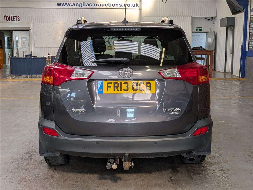 <p>2013 TOYOTA RAV4 INVINCIBLE D-4D</p>