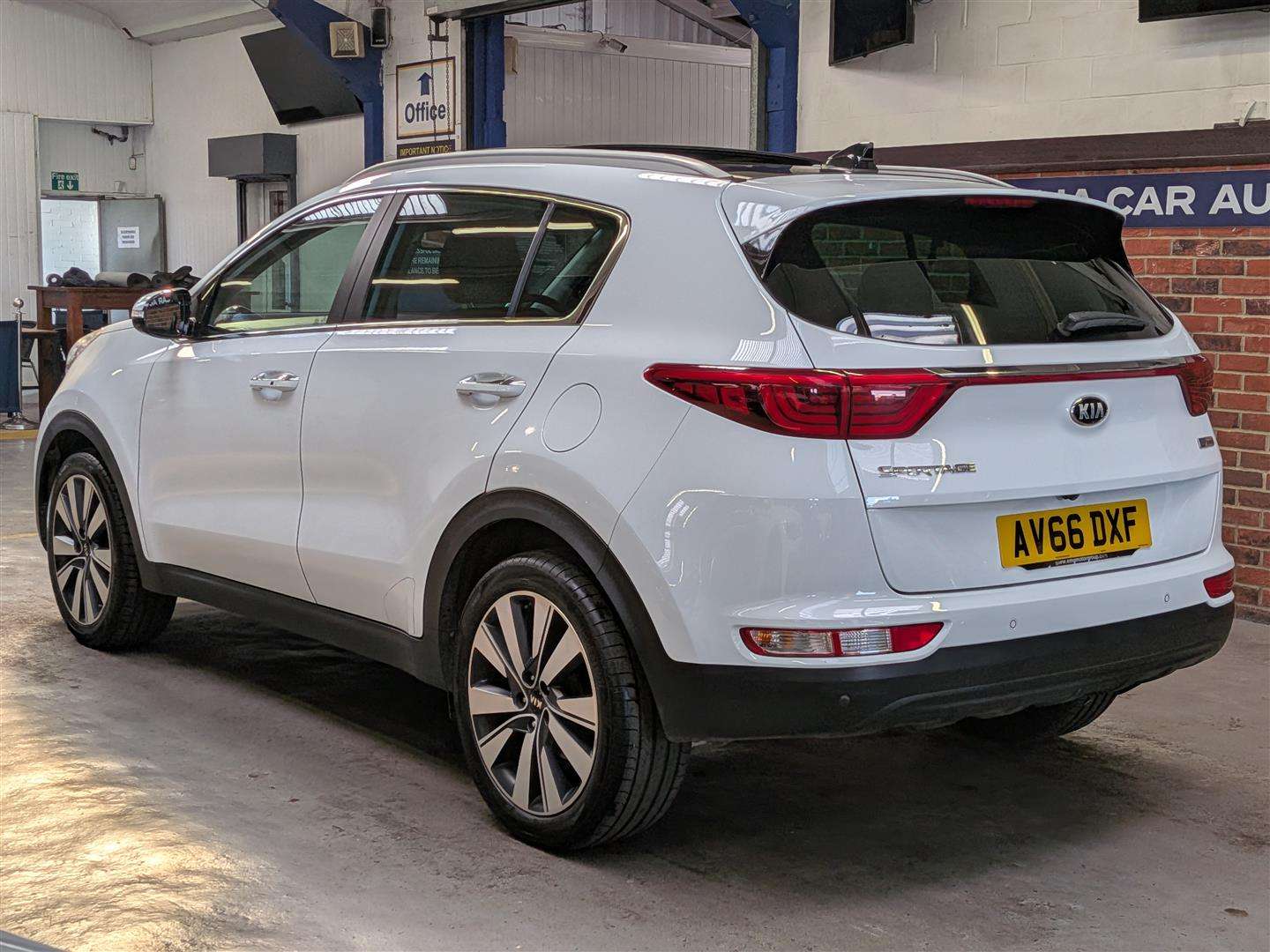<p>2016 KIA SPORTAGE 4 CRDI ISG</p>