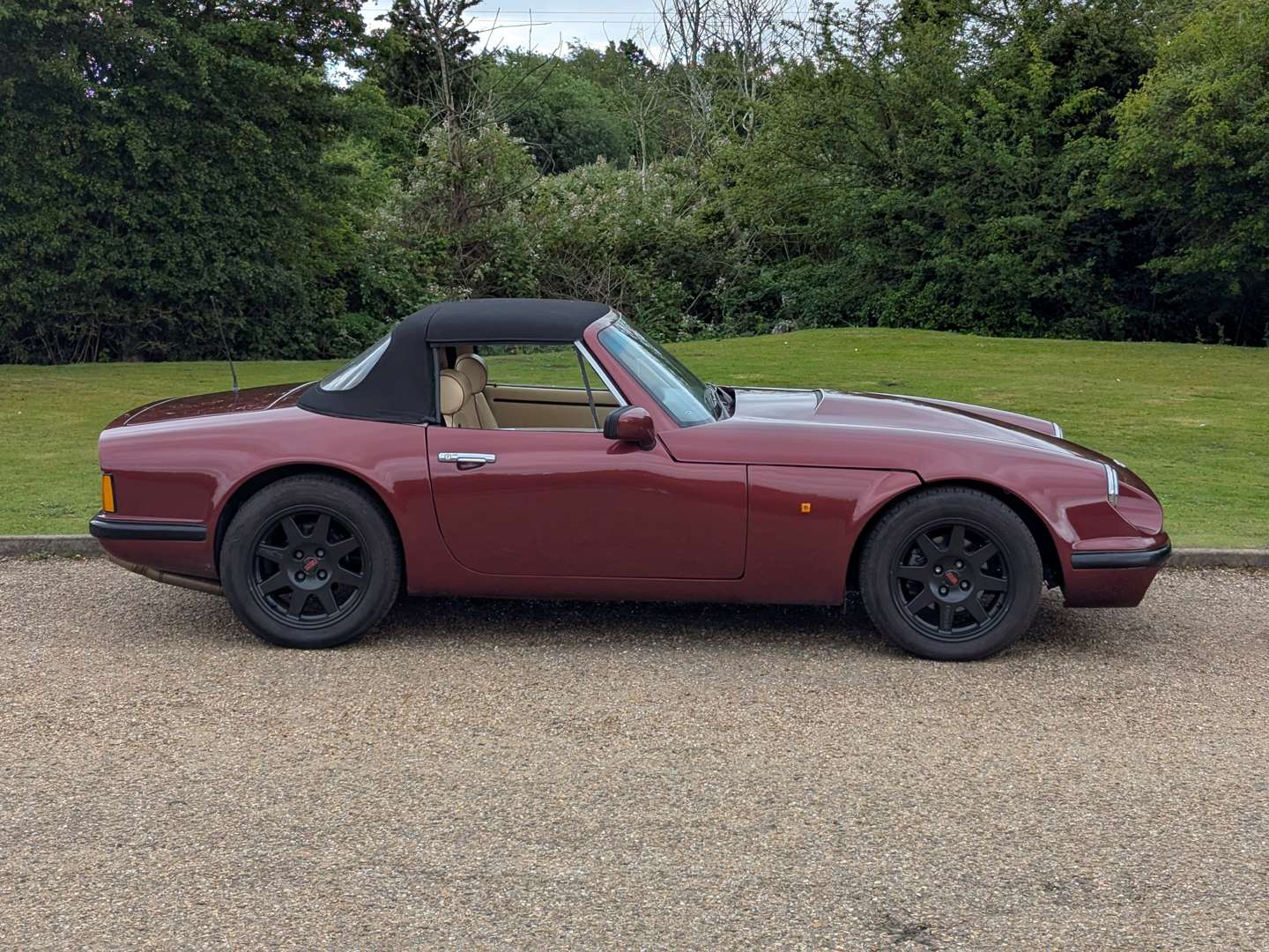 <p>1992 TVR V8S</p>