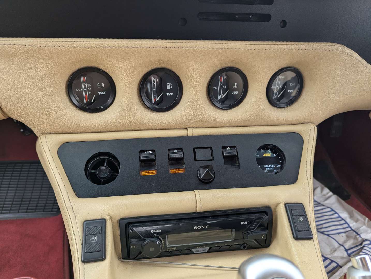 <p>1992 TVR V8S</p>