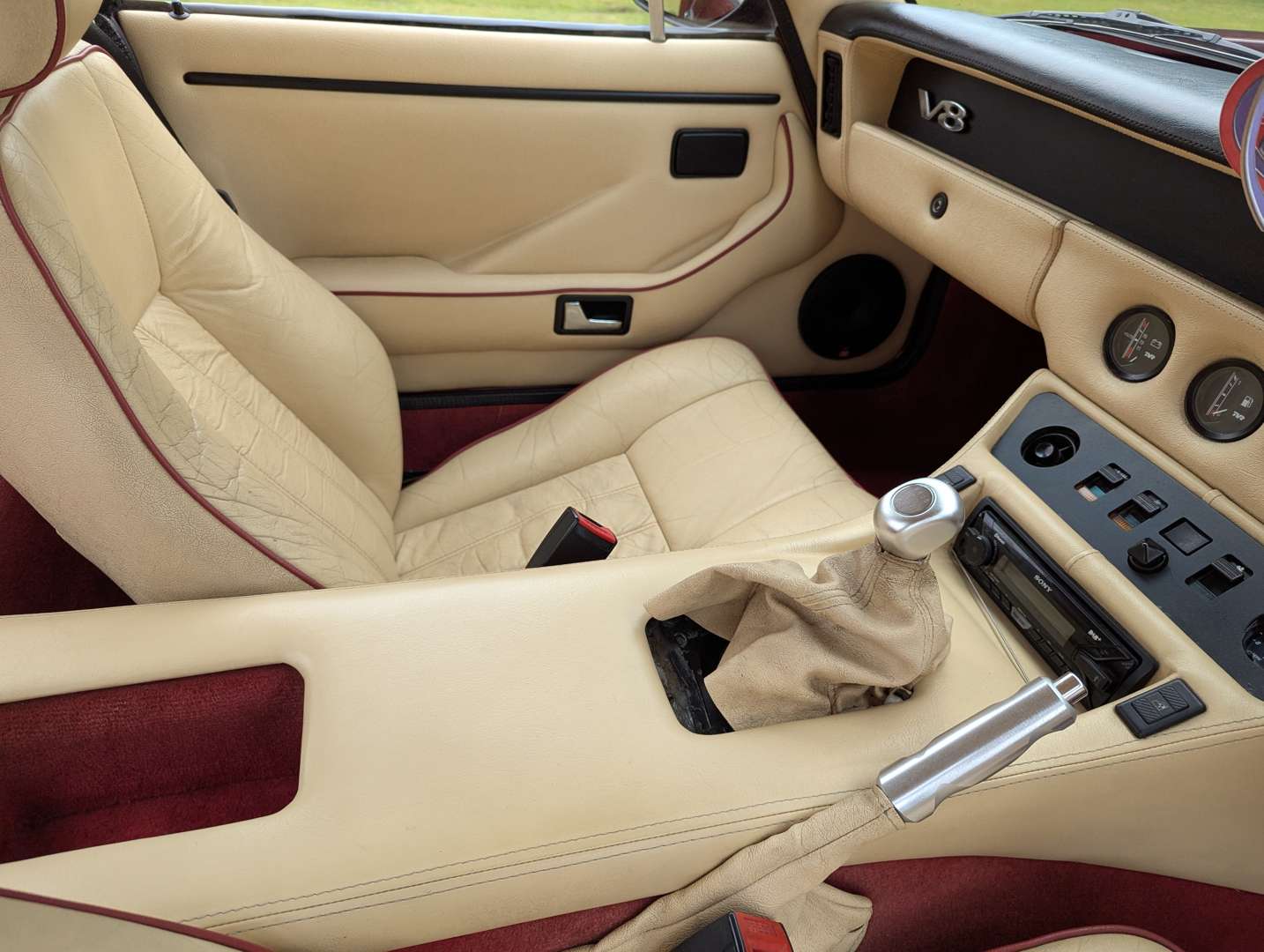 <p>1992 TVR V8S</p>