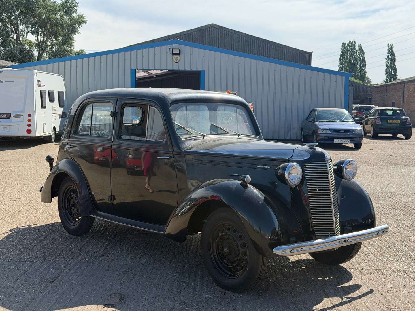 <p>1946 VAUXHALL 10-4</p>