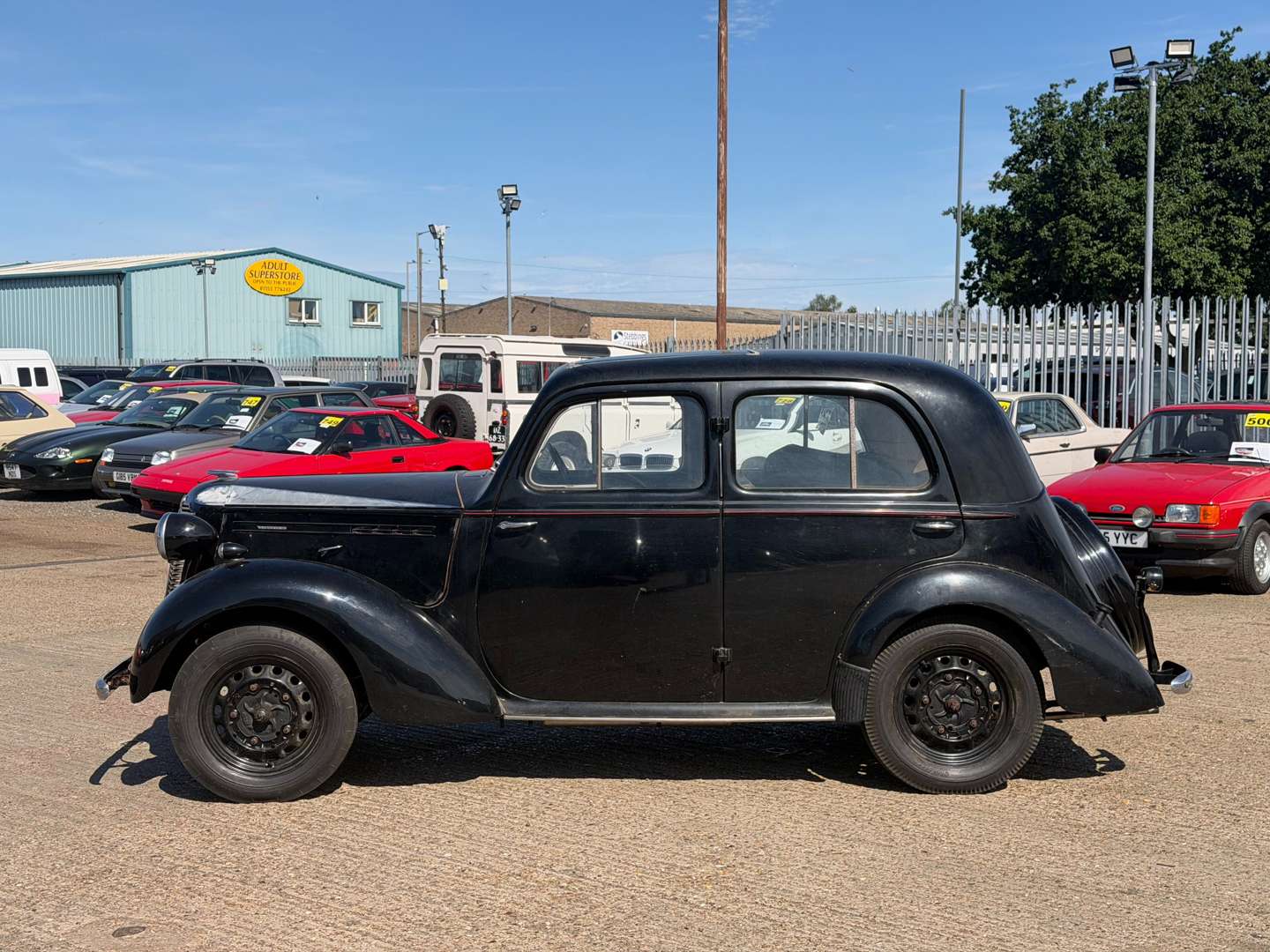 <p>1946 VAUXHALL 10-4</p>