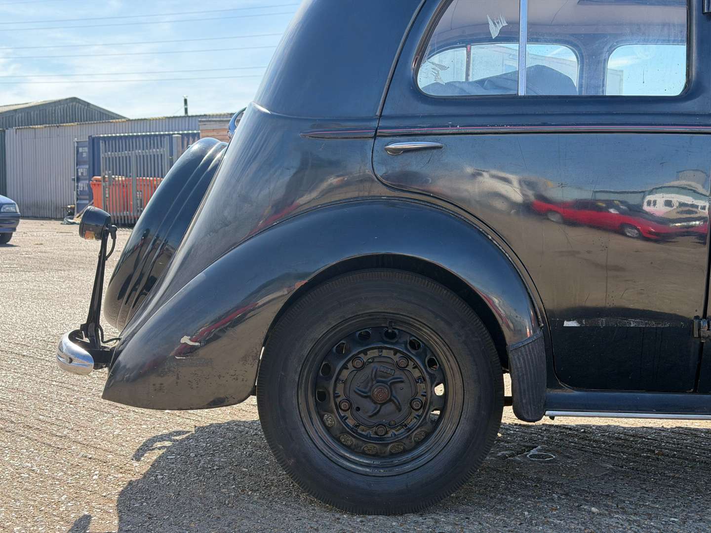 <p>1946 VAUXHALL 10-4</p>