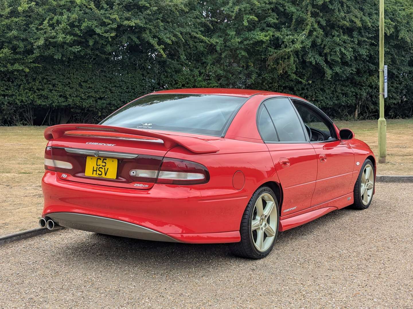 <p>1999 HOLDEN HSV VT2 CLUBSPORT R8</p>