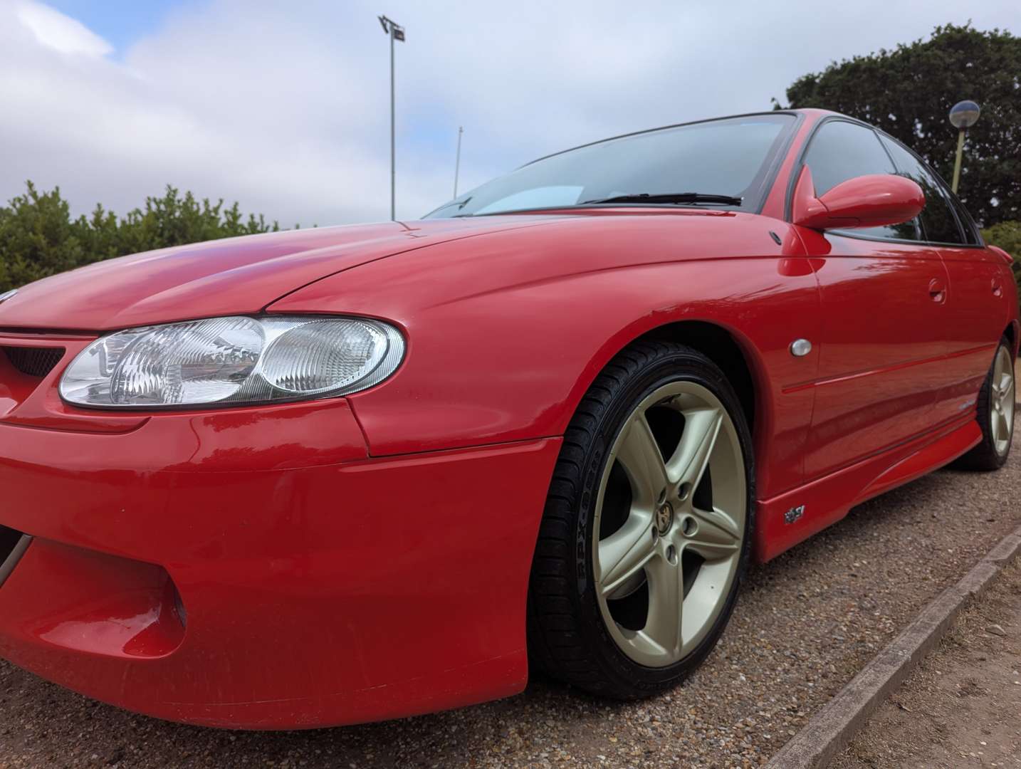<p>1999 HOLDEN HSV VT2 CLUBSPORT R8</p>