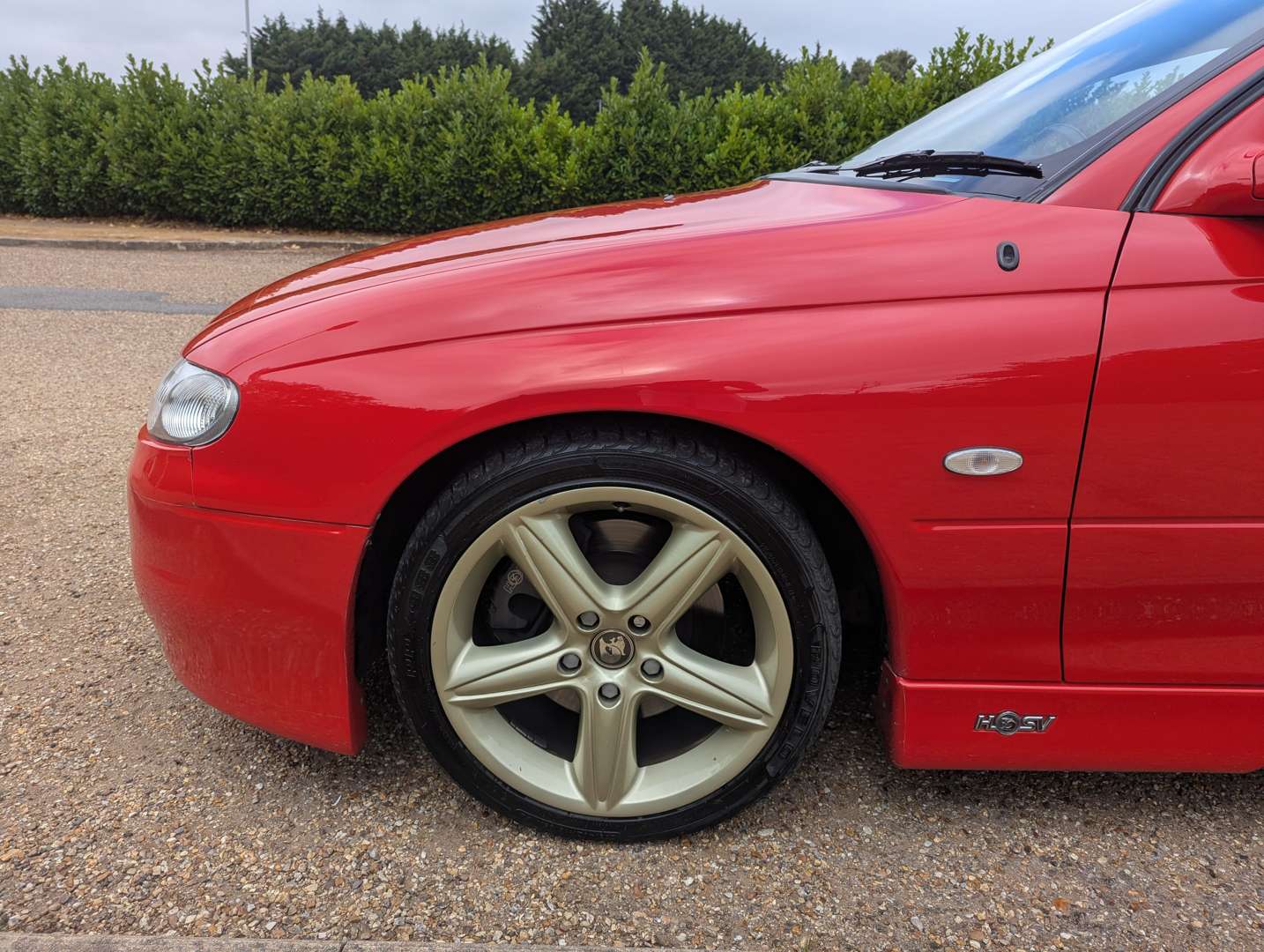 <p>1999 HOLDEN HSV VT2 CLUBSPORT R8</p>