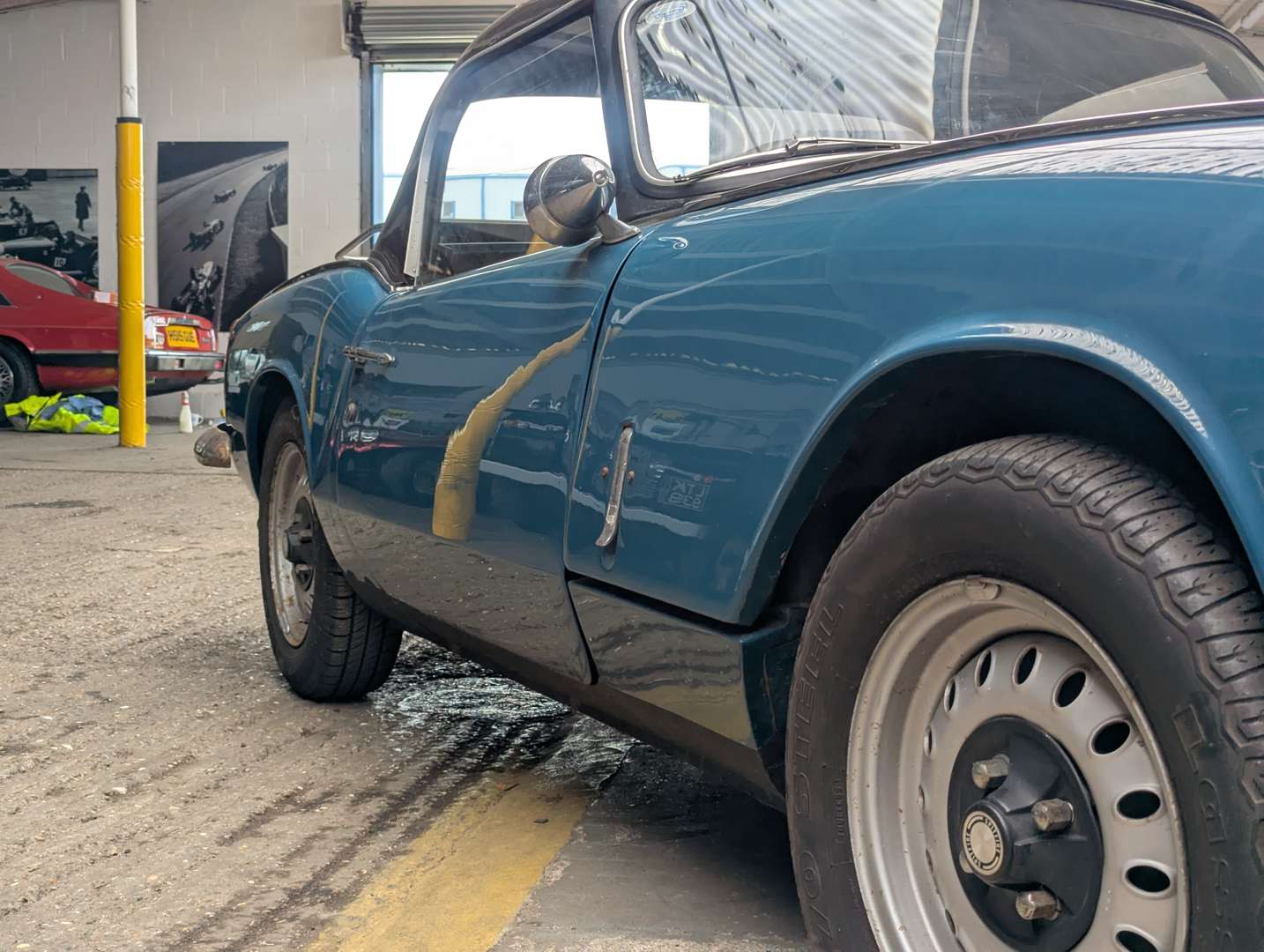 <p>1967 TRIUMPH SPITFIRE MK3</p>