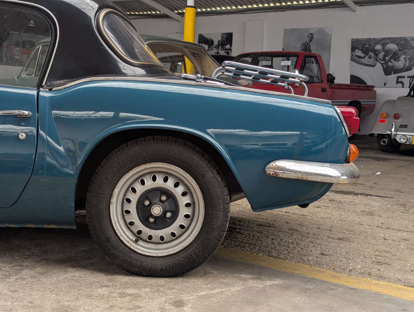 <p>1967 TRIUMPH SPITFIRE MK3</p>