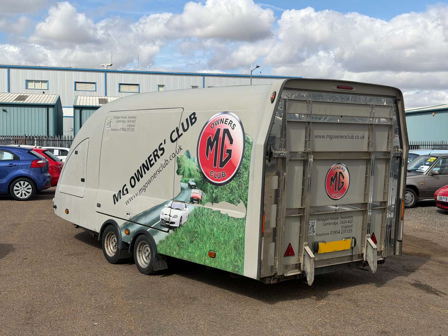 <p>2015 WOODFORD RL5000 COVERED CAR TRAILER</p>