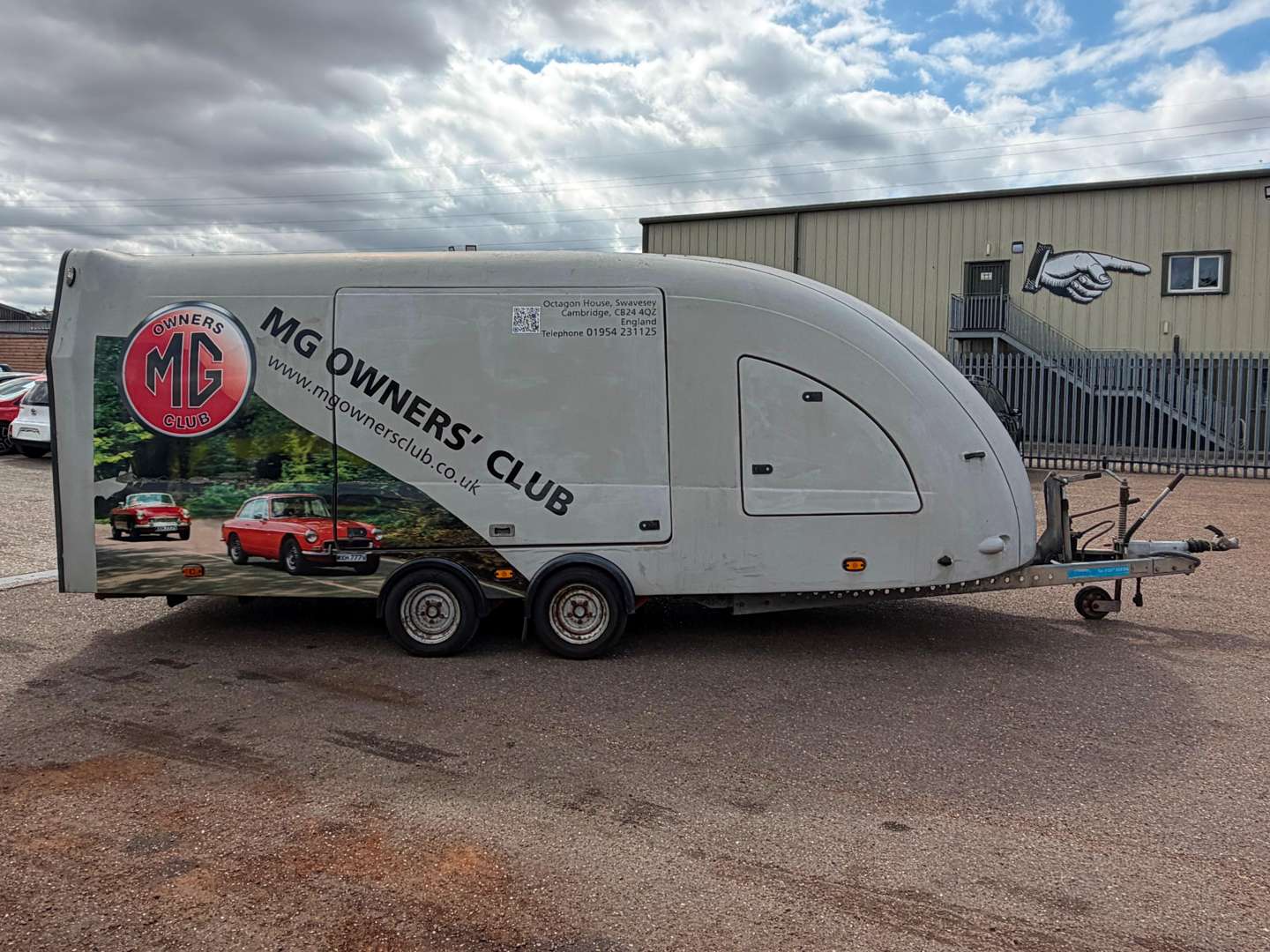 <p>2015 WOODFORD RL5000 COVERED CAR TRAILER</p>