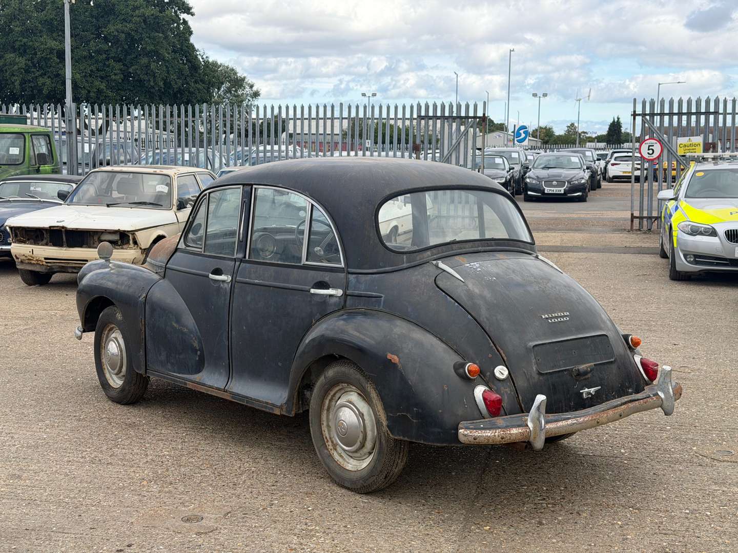 <p>1958 MORRIS MINOR 1000</p>