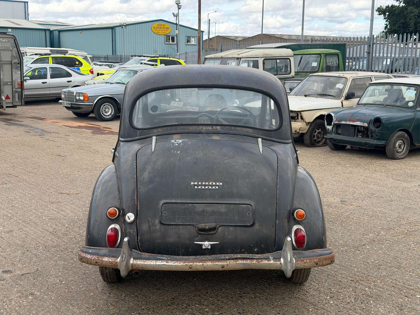 <p>1958 MORRIS MINOR 1000</p>