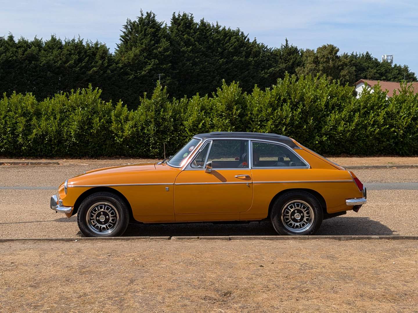 <p>1974 MG B GT V8</p>