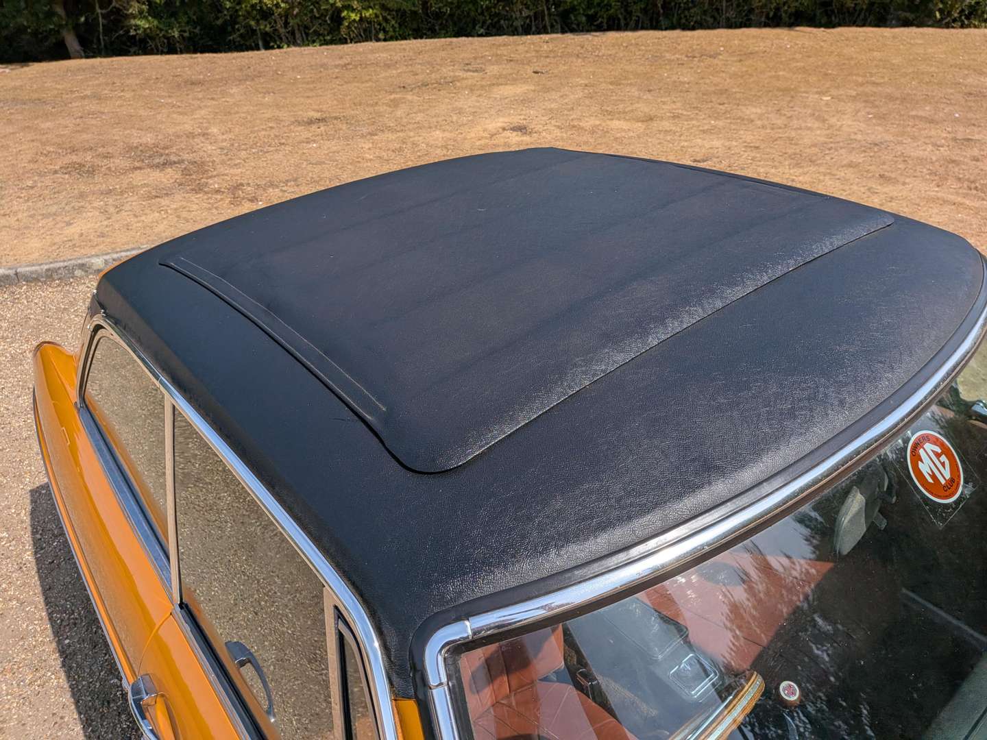 <p>1974 MG B GT V8</p>