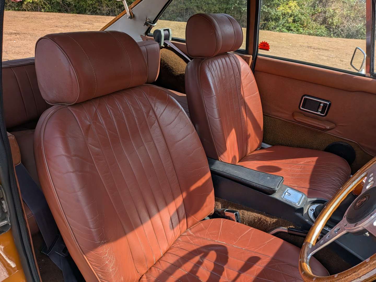 <p>1974 MG B GT V8</p>